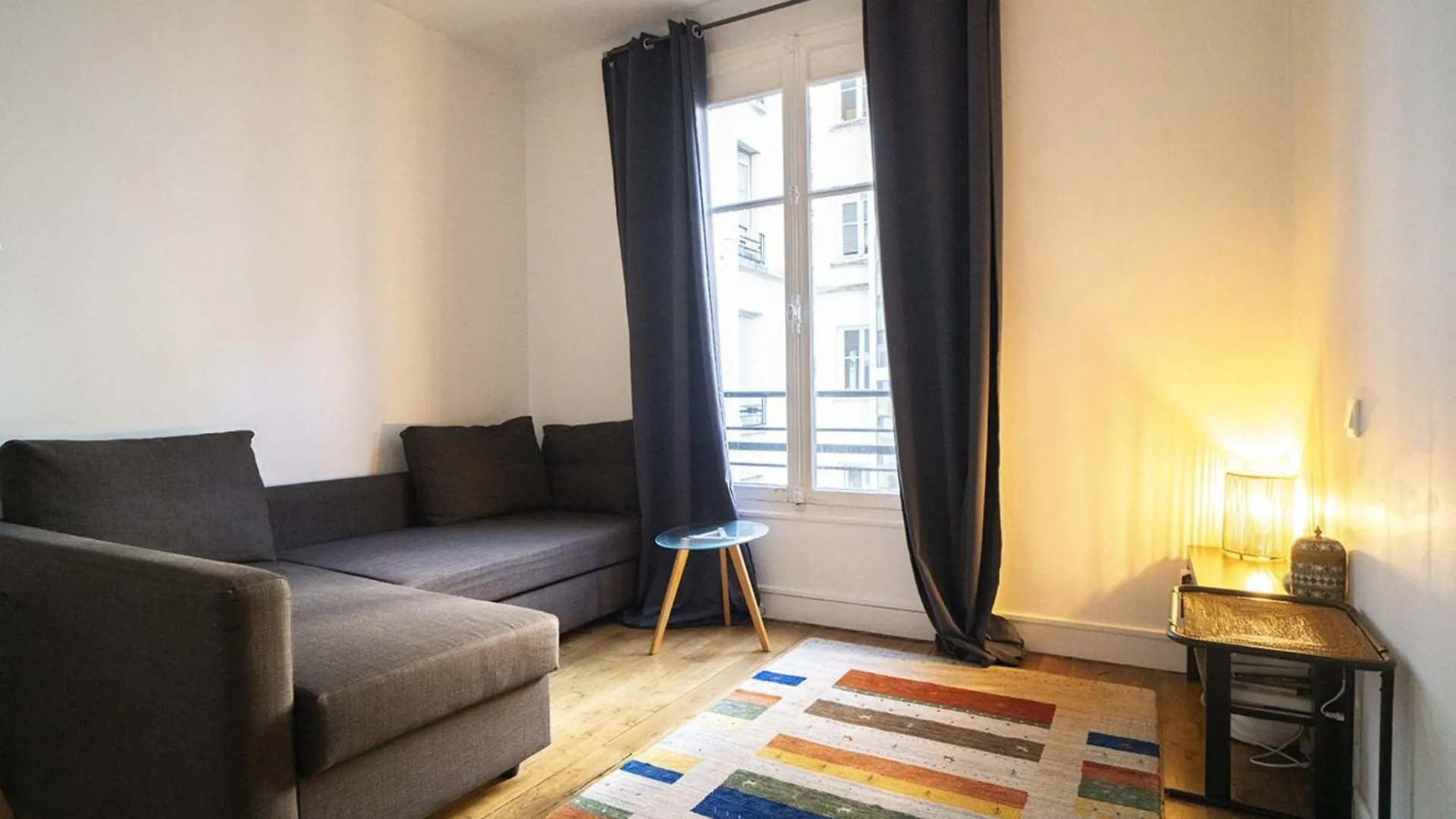 Nice 23 M Near Saint-Lambert Apartment Paris
