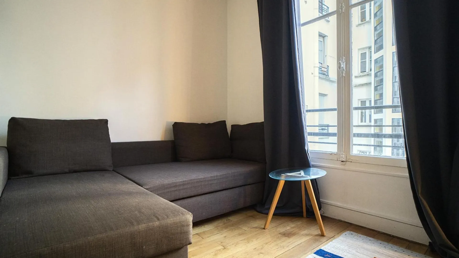 Nice 23 M Near Saint-Lambert Apartment Paris 0*,  France